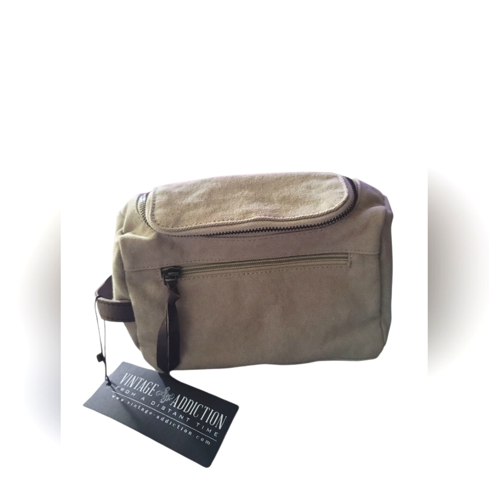 Vintage Addiction Men's Navy Blue Canvas Shaving/Toiletry Bag. New with Tag NWT